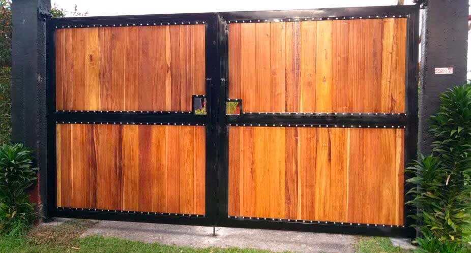 portones en madera para finca barranquilla, cartagena, cucuta, valledupar, villaviencio, arauca, neiva, cartagena.