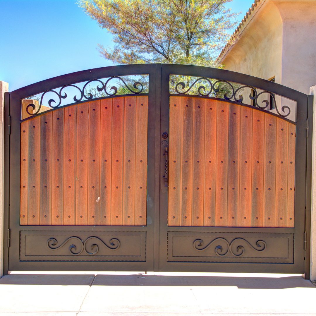 puerta en madera para finca en cali, monteria, bogota, buaramanga, medellin, barranquilla, cucuta, valledupar, cali